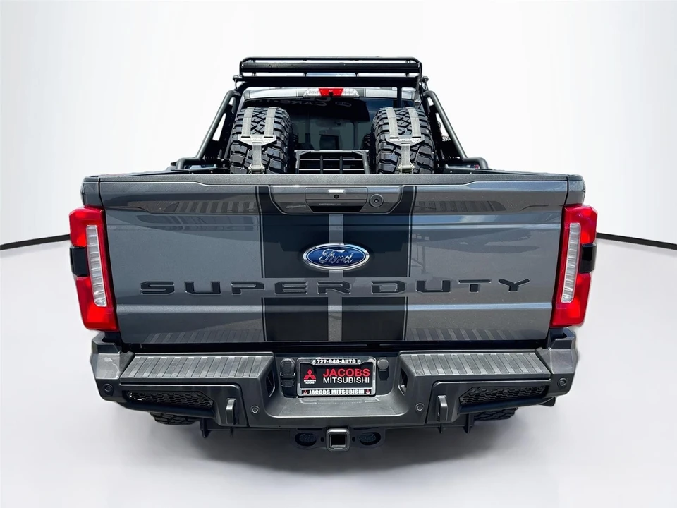 2024 Ford Super Duty 5th Gen - Image 29 of 31