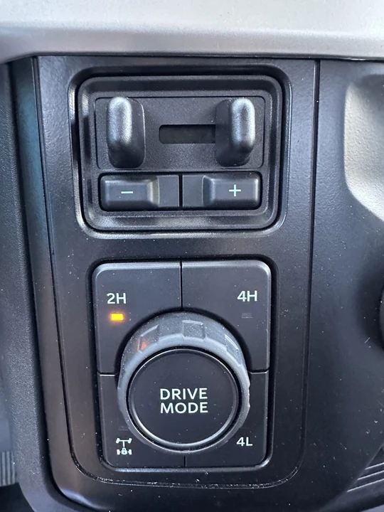 2024 Ford Super Duty 5th Gen - Image 20 of 31