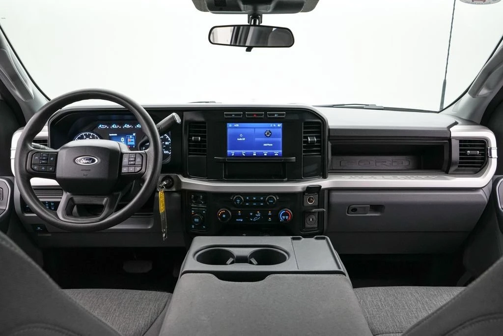 2024 Ford Super Duty 5th Gen - Image 16 of 21