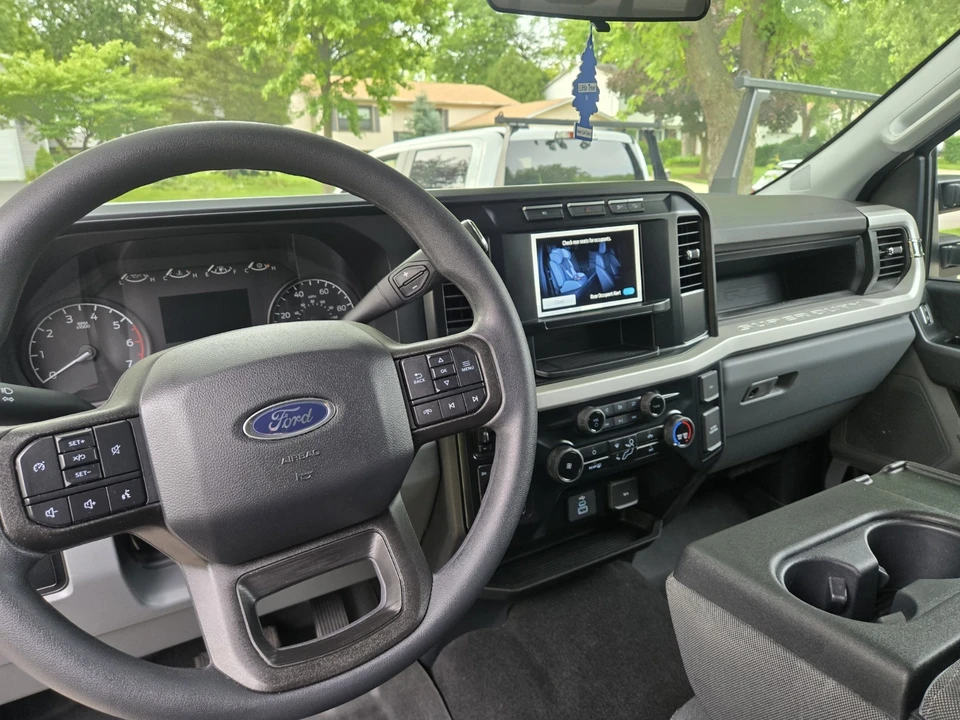 2024 Ford Super Duty 5th Gen - Image 16 of 20