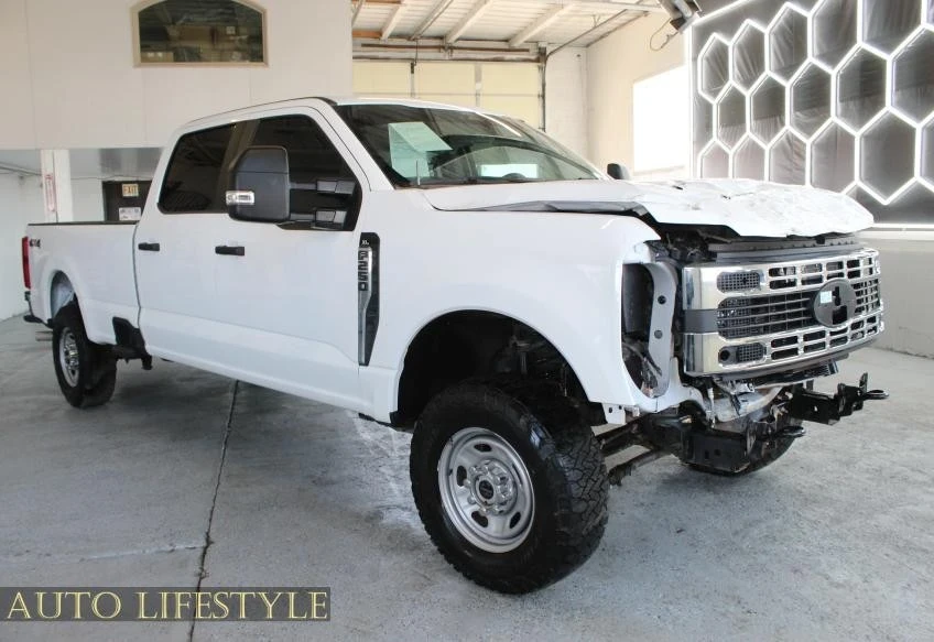 2024 Ford Super Duty 5th Gen - Image 3 of 21