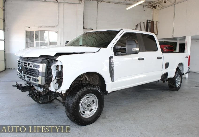 2024 Ford Super Duty 5th Gen - Image 2 of 21