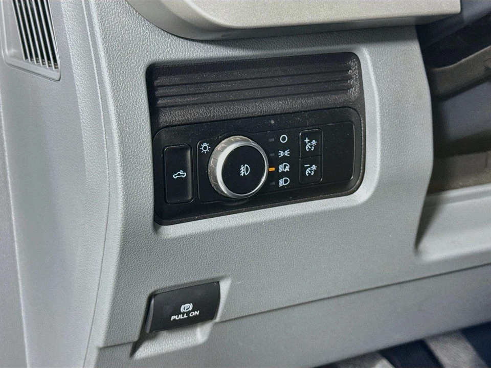 2024 Ford Super Duty 5th Gen - Image 17 of 31