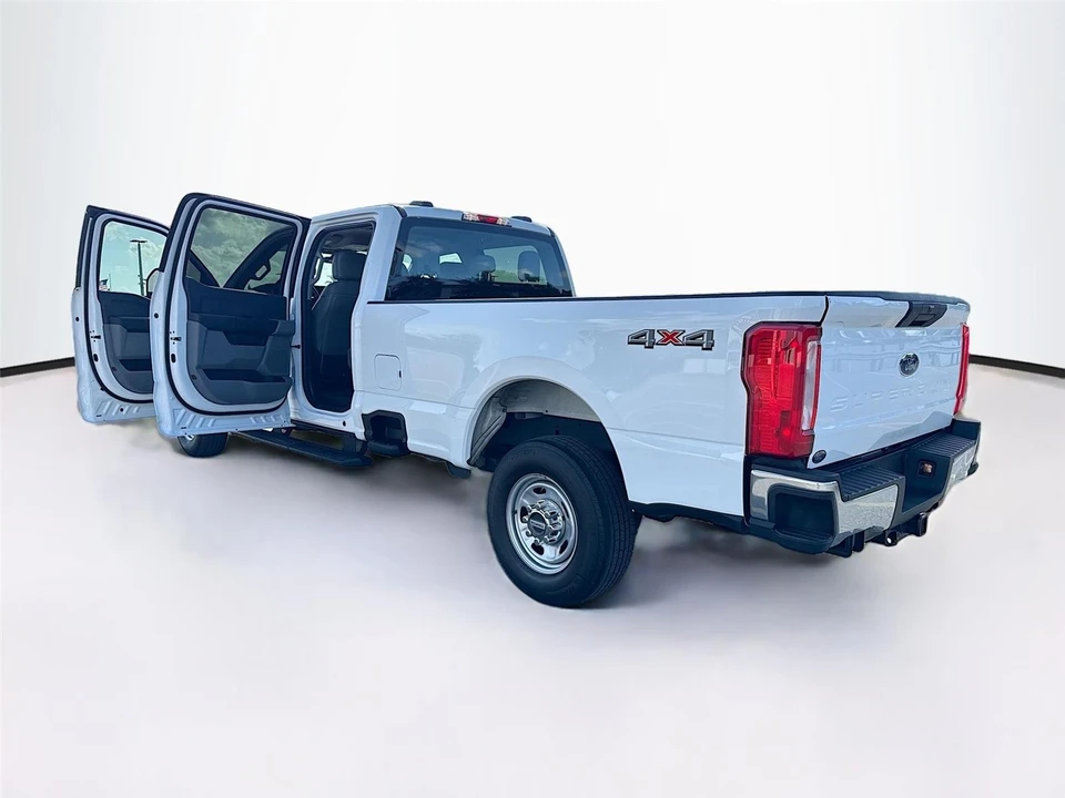 2024 Ford Super Duty 5th Gen - Image 22 of 23