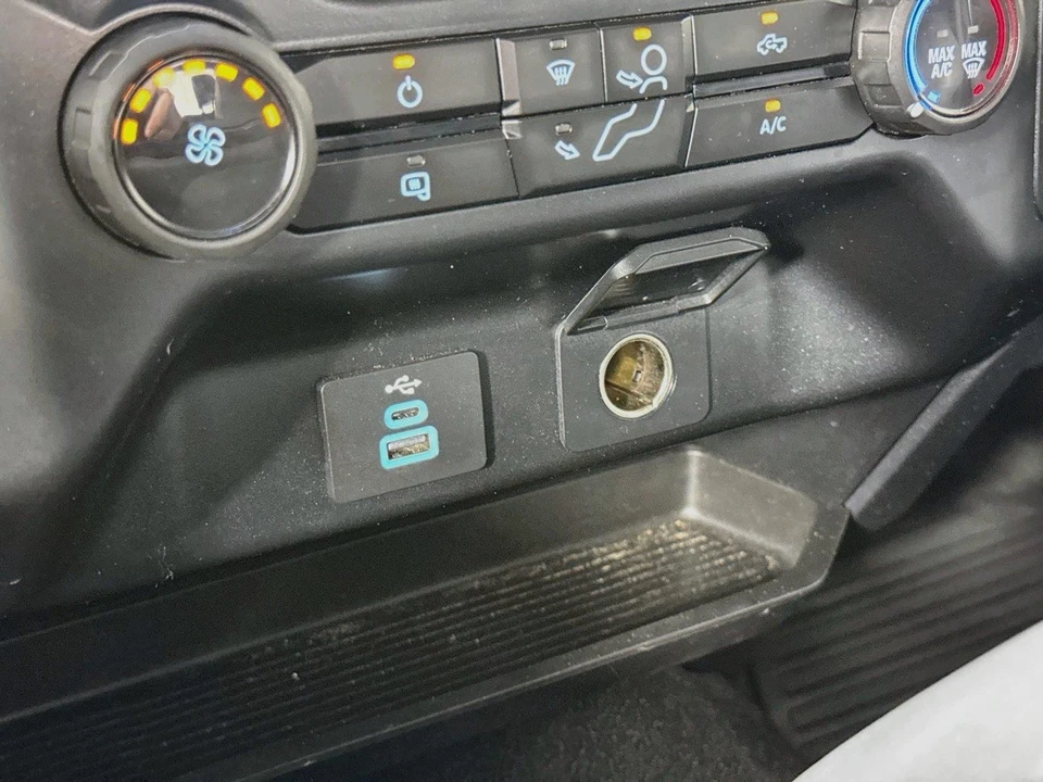 2024 Ford Super Duty 5th Gen - Image 24 of 31