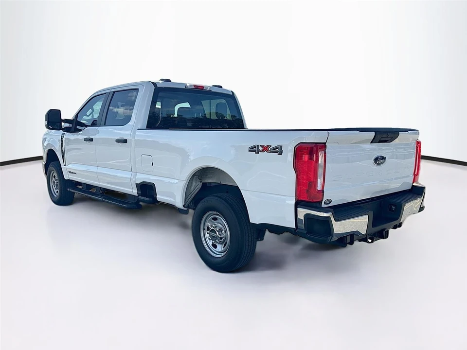 2024 Ford Super Duty 5th Gen - Image 11 of 23