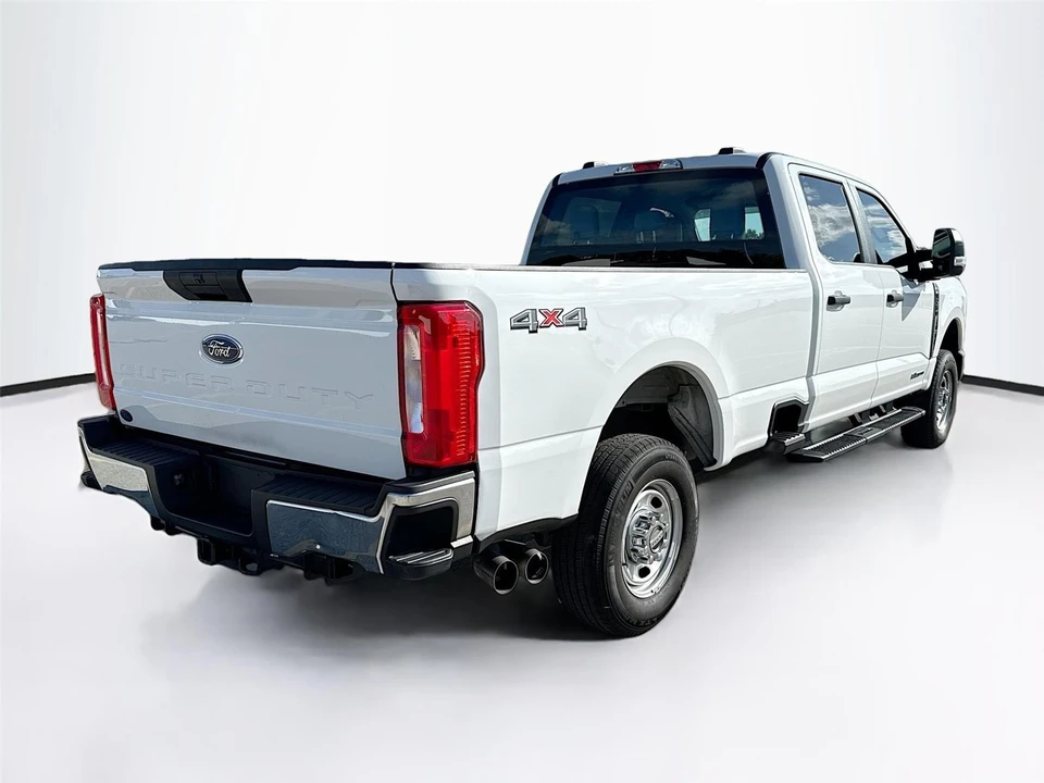 2024 Ford Super Duty 5th Gen - Image 20 of 23