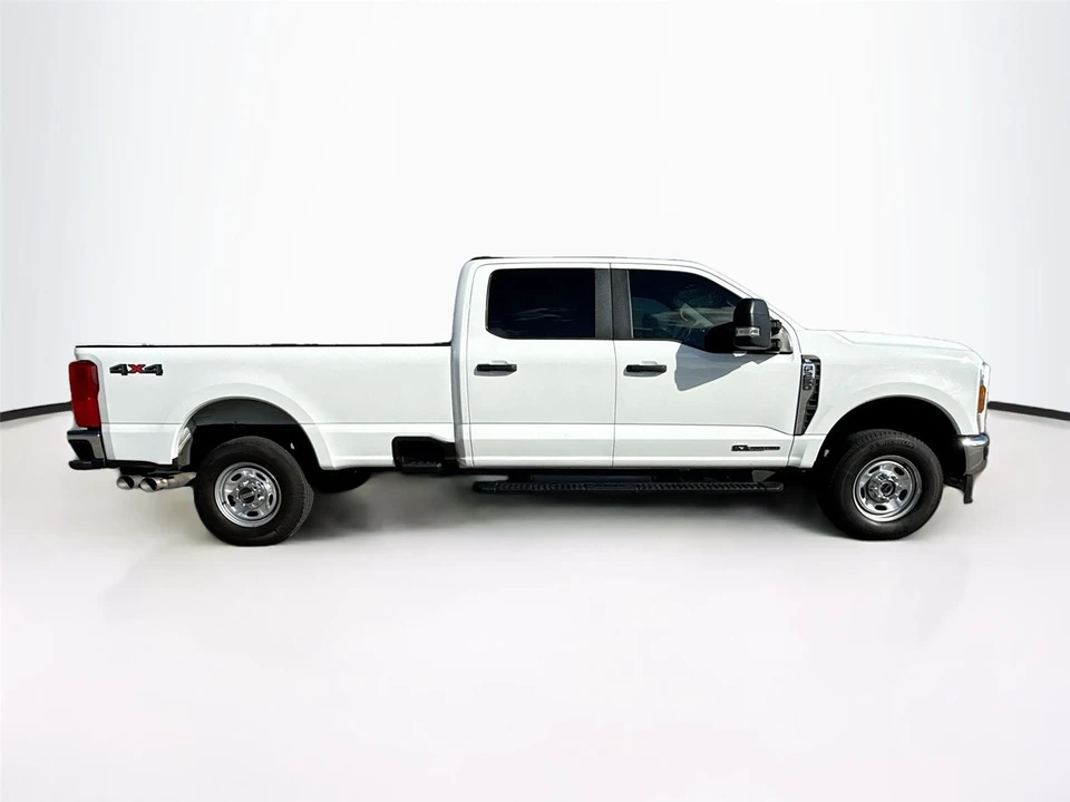 2024 Ford Super Duty 5th Gen - Image 14 of 23