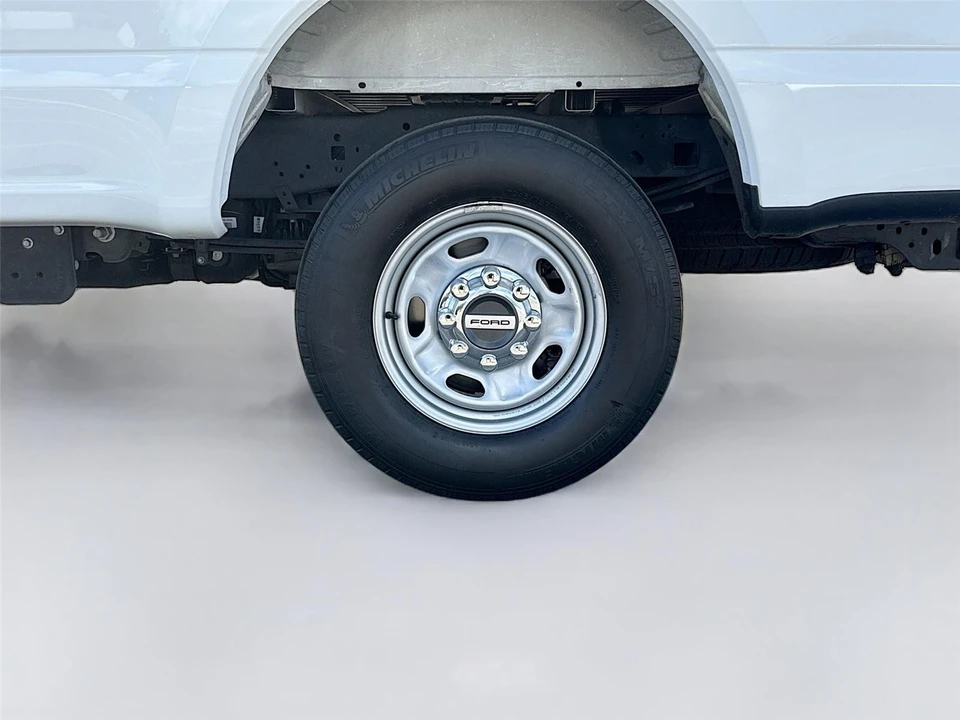 2024 Ford Super Duty 5th Gen - Image 13 of 23