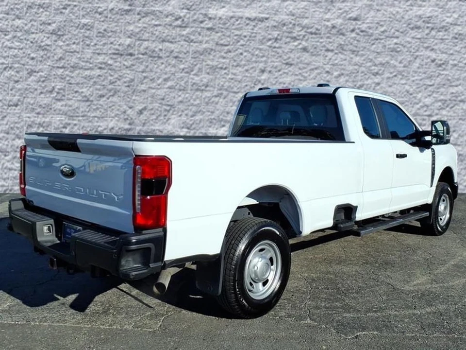 2024 Ford Super Duty 5th Gen - Image 3 of 12