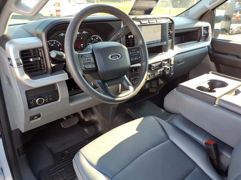 2024 Ford Super Duty 5th Gen - Image 8 of 12