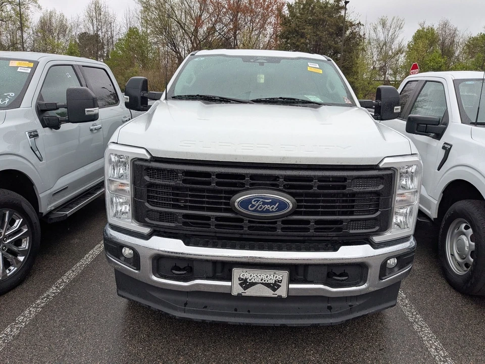 2024 Ford Super Duty 5th Gen - Image 2 of 3