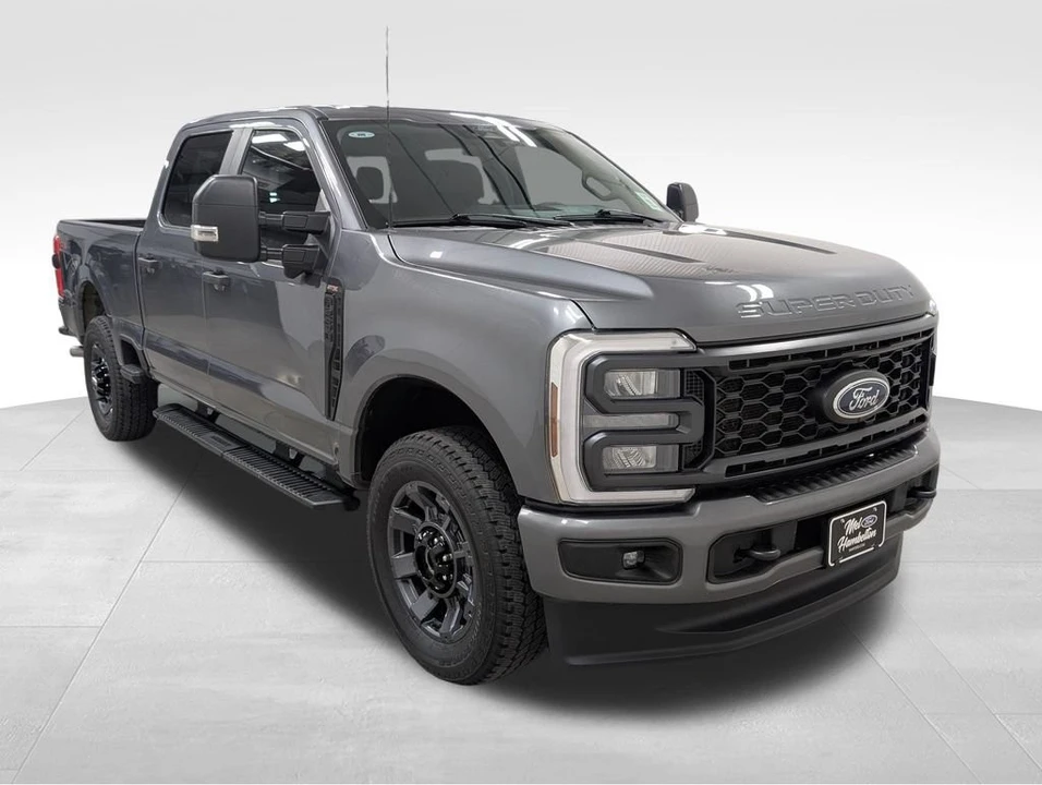 2024 Ford Super Duty 5th Gen - Image 16 of 25