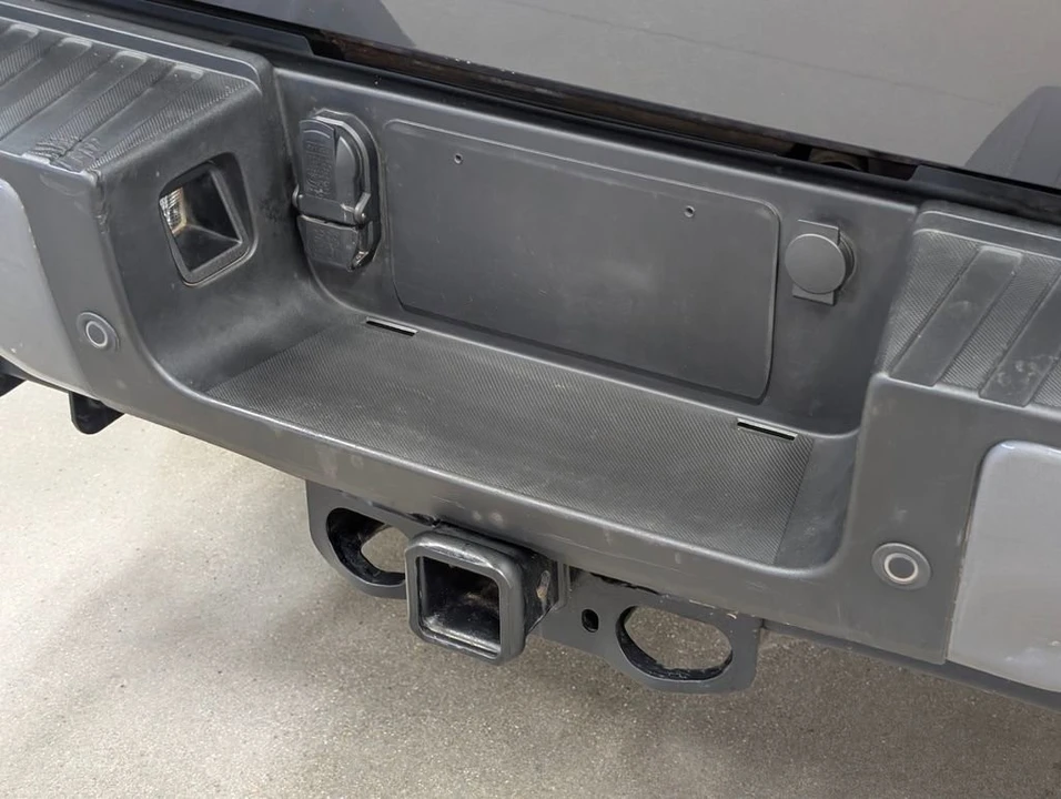 2024 Ford Super Duty 5th Gen - Image 19 of 25