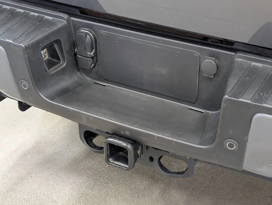 2024 Ford Super Duty 5th Gen - Image 19 of 25
