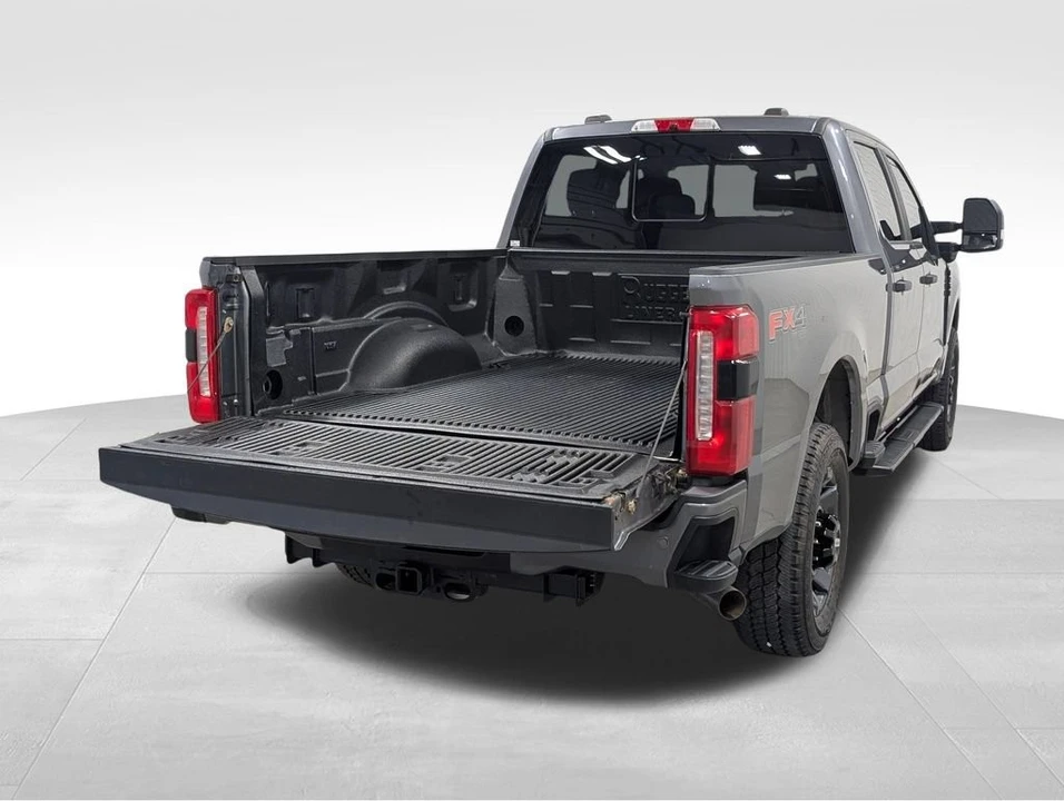 2024 Ford Super Duty 5th Gen - Image 18 of 25