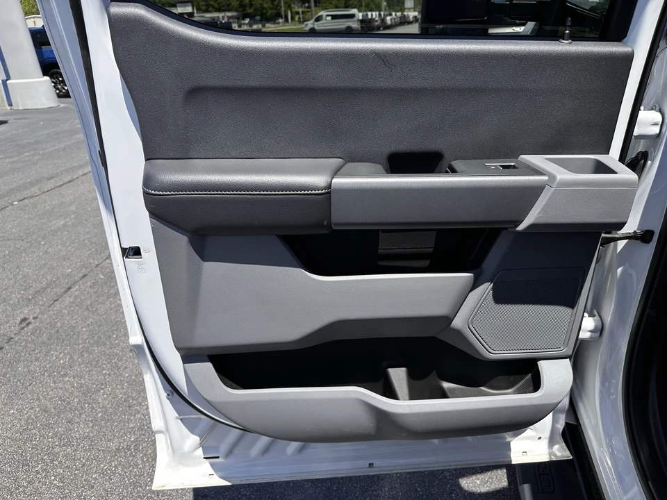 2024 Ford Super Duty 5th Gen - Image 12 of 31