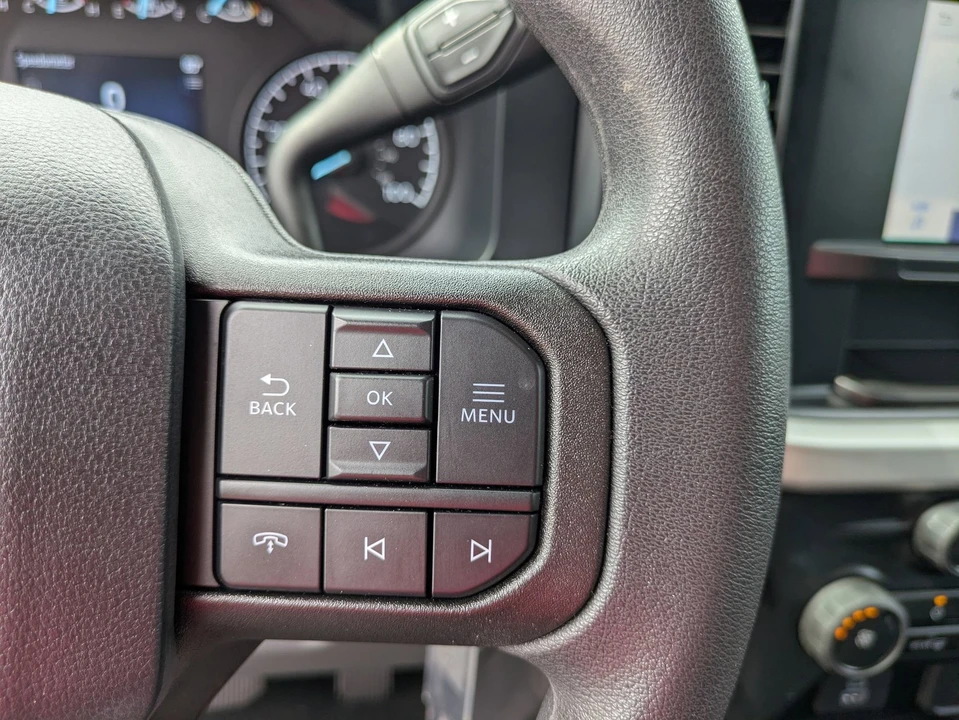 2024 Ford Super Duty 5th Gen - Image 20 of 31