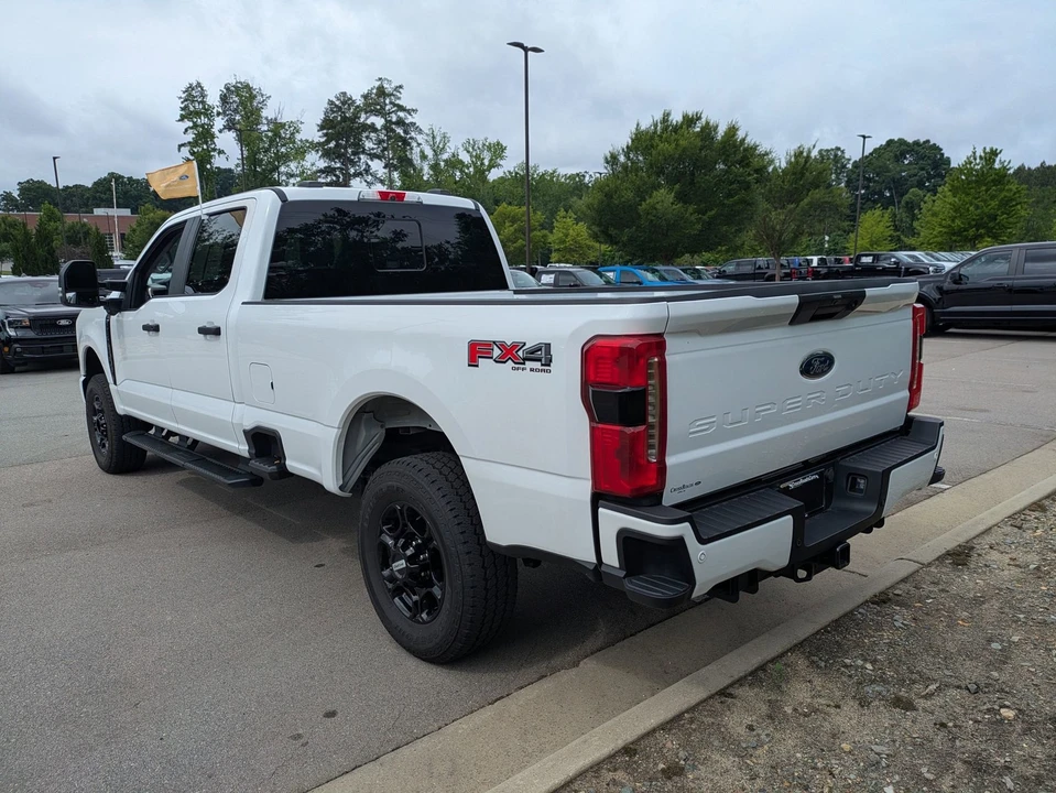 2024 Ford Super Duty 5th Gen - Image 6 of 31