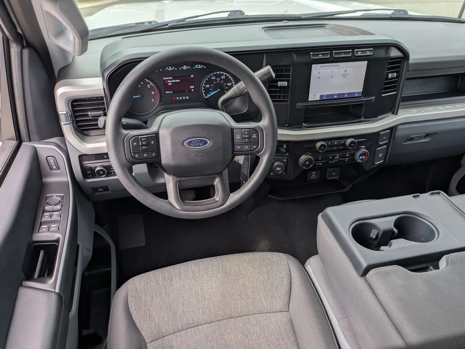 2024 Ford Super Duty 5th Gen - Image 30 of 31