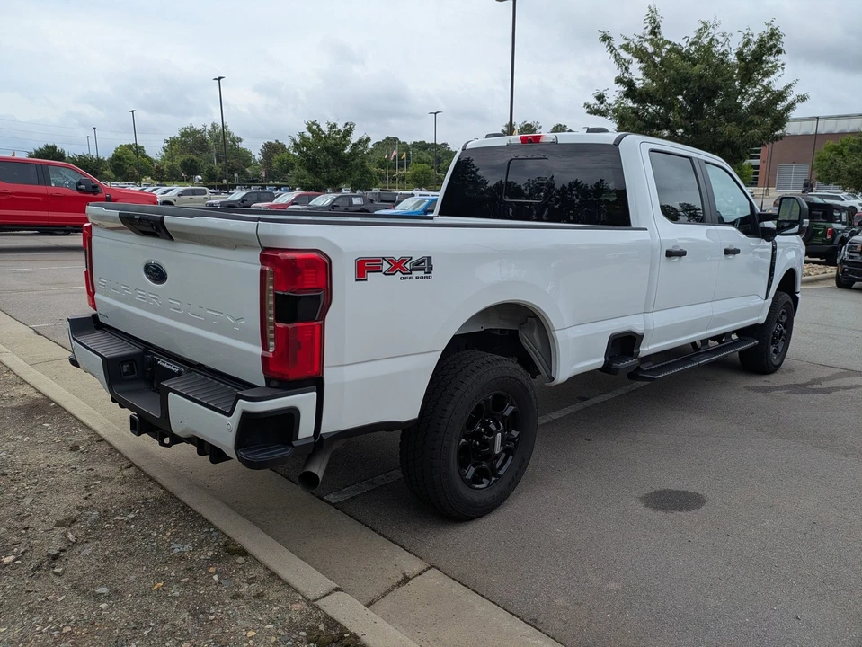 2024 Ford Super Duty 5th Gen - Image 4 of 31