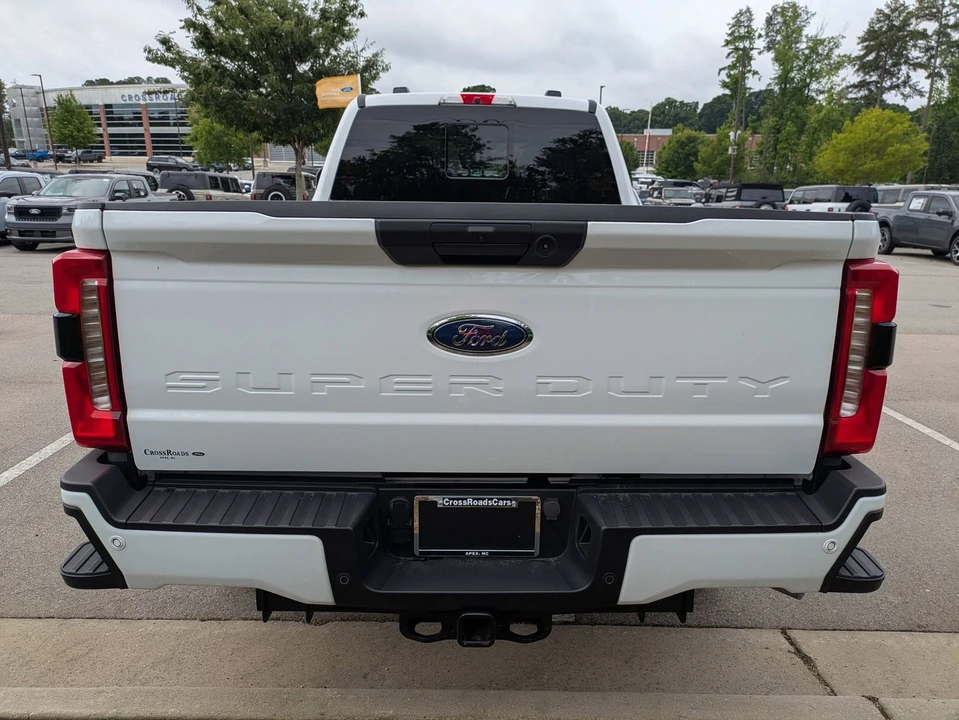 2024 Ford Super Duty 5th Gen - Image 5 of 31