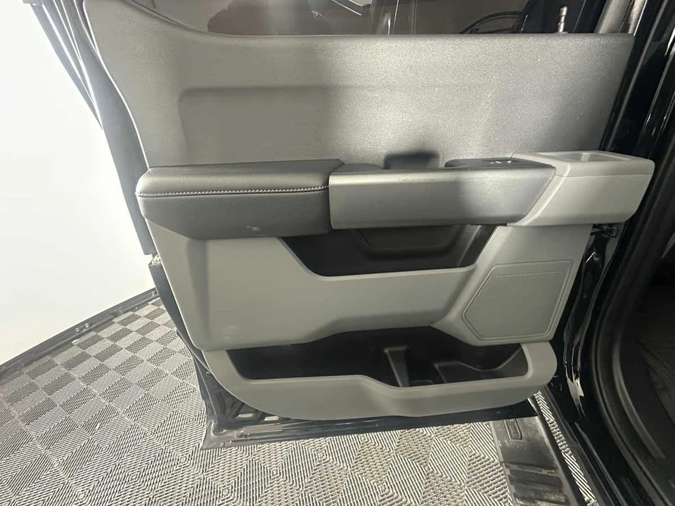 2024 Ford Super Duty 5th Gen - Image 18 of 21