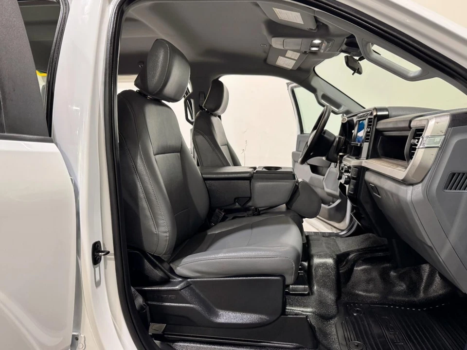 2024 Ford Super Duty 5th Gen - Image 14 of 31