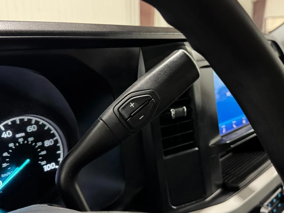 2024 Ford Super Duty 5th Gen - Image 27 of 31
