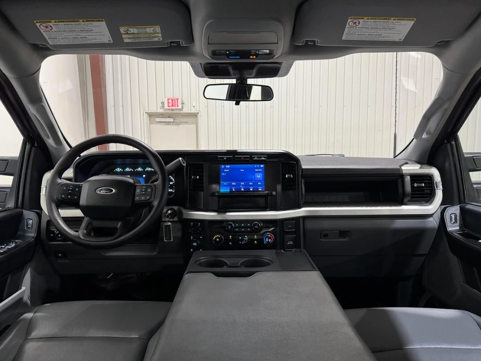 2024 Ford Super Duty 5th Gen - Image 22 of 31