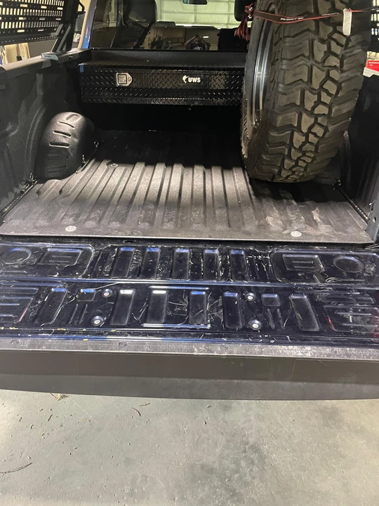 2024 Ford Super Duty 5th Gen - Image 24 of 31