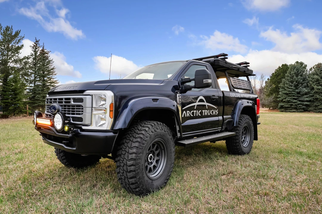 2024 Ford Super Duty 5th Gen - Image 7 of 31