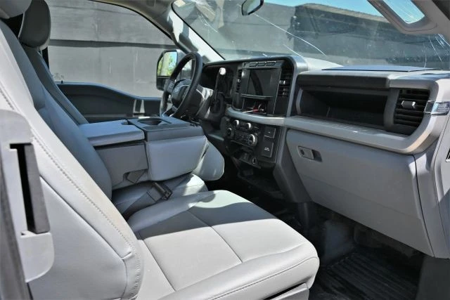 2024 Ford Super Duty 5th Gen - Image 15 of 21