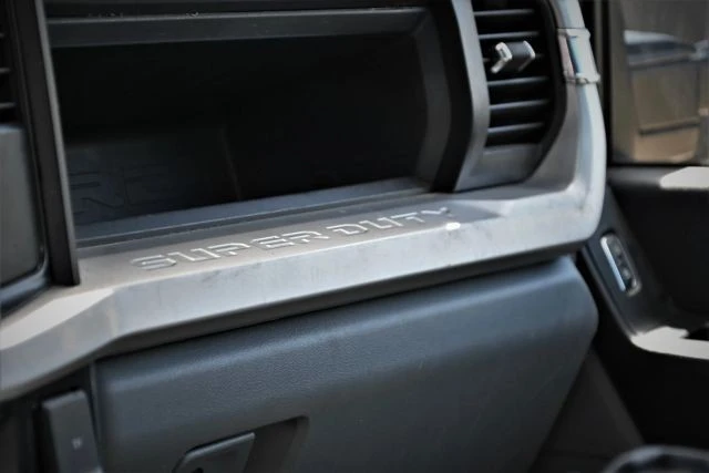 2024 Ford Super Duty 5th Gen - Image 12 of 21