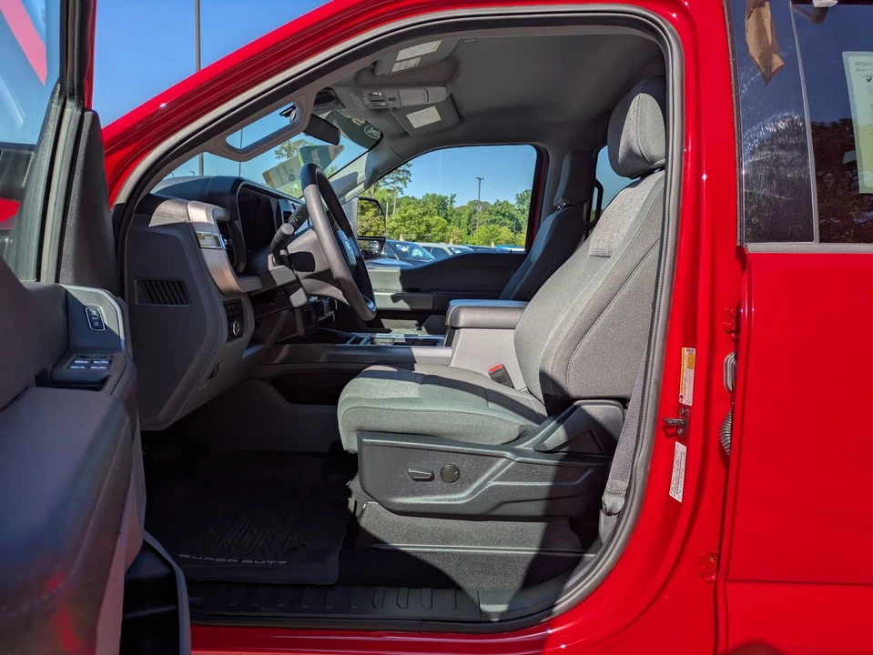 2024 Ford Super Duty 5th Gen - Image 12 of 31