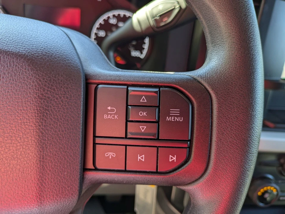 2024 Ford Super Duty 5th Gen - Image 19 of 31