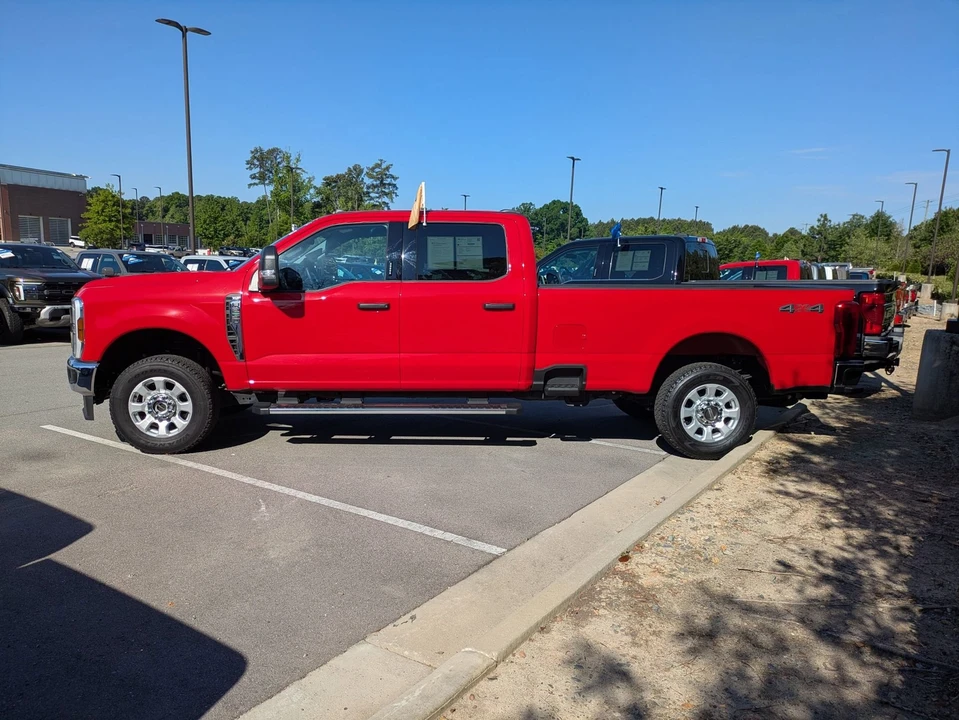 2024 Ford Super Duty 5th Gen - Image 6 of 31