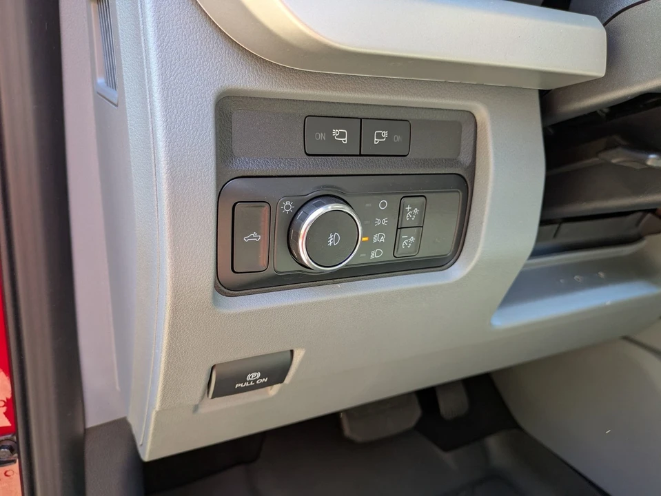 2024 Ford Super Duty 5th Gen - Image 17 of 31