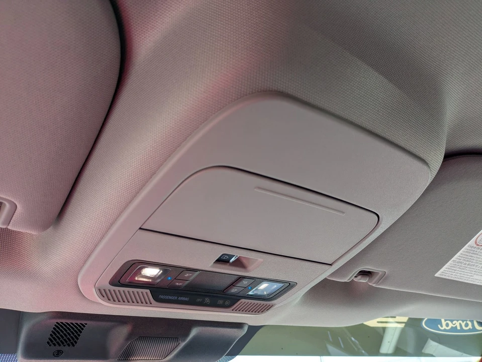 2024 Ford Super Duty 5th Gen - Image 23 of 31