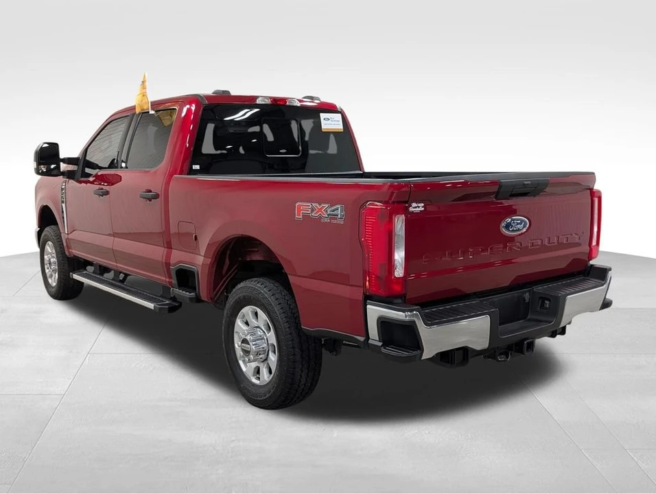 2024 Ford Super Duty 5th Gen - Image 24 of 31