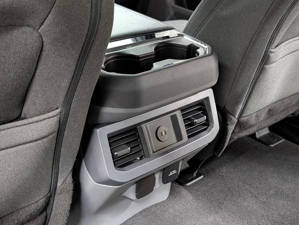 2024 Ford Super Duty 5th Gen - Image 16 of 31