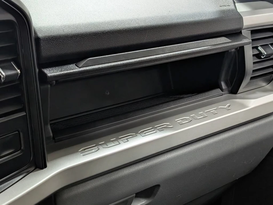 2024 Ford Super Duty 5th Gen - Image 9 of 31
