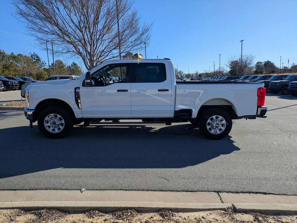 2024 Ford Super Duty 5th Gen - Image 7 of 12