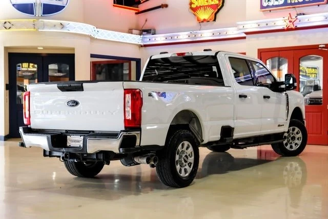 2024 Ford Super Duty 5th Gen - Image 3 of 21