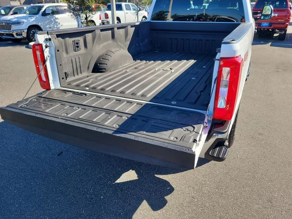 2024 Ford Super Duty 5th Gen - Image 8 of 12