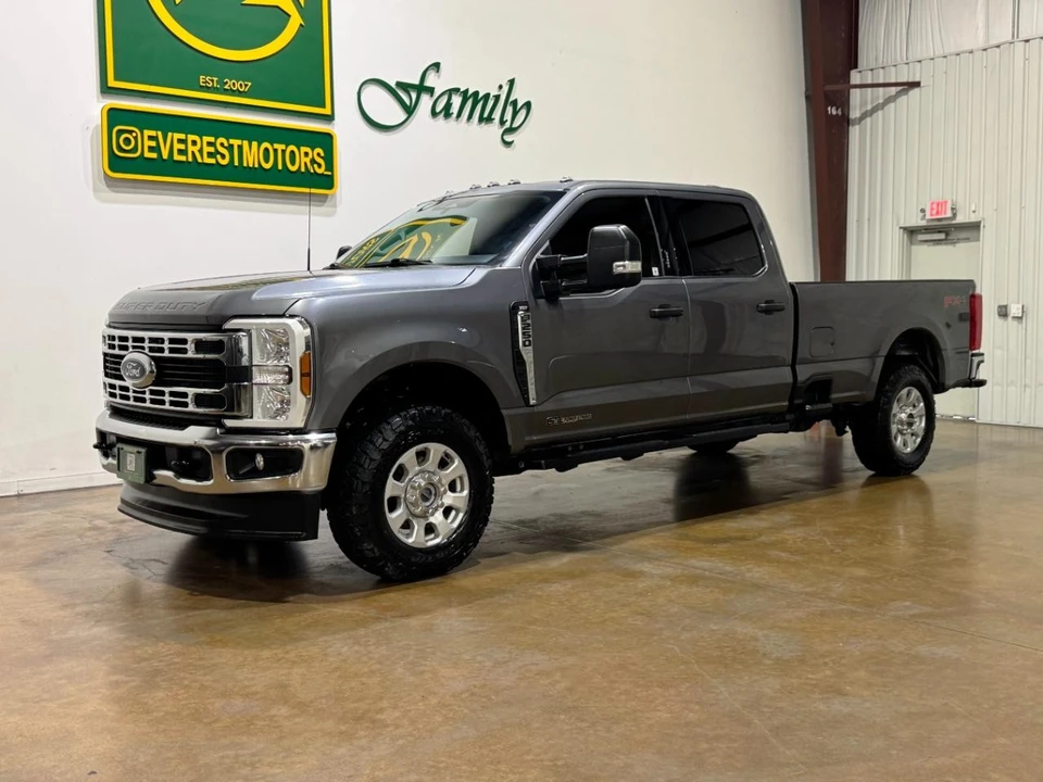 2024 Ford Super Duty 5th Gen - Image 3 of 31