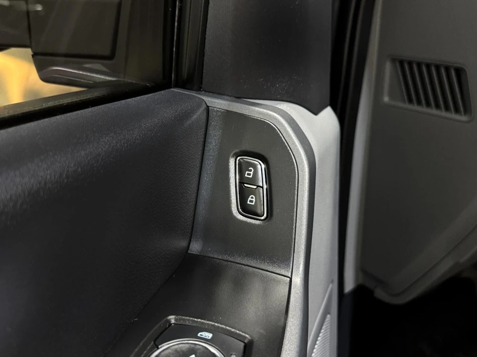 2024 Ford Super Duty 5th Gen - Image 31 of 31
