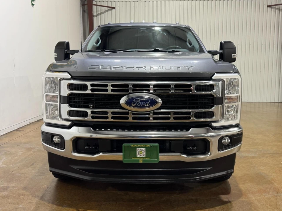 2024 Ford Super Duty 5th Gen - Image 2 of 31
