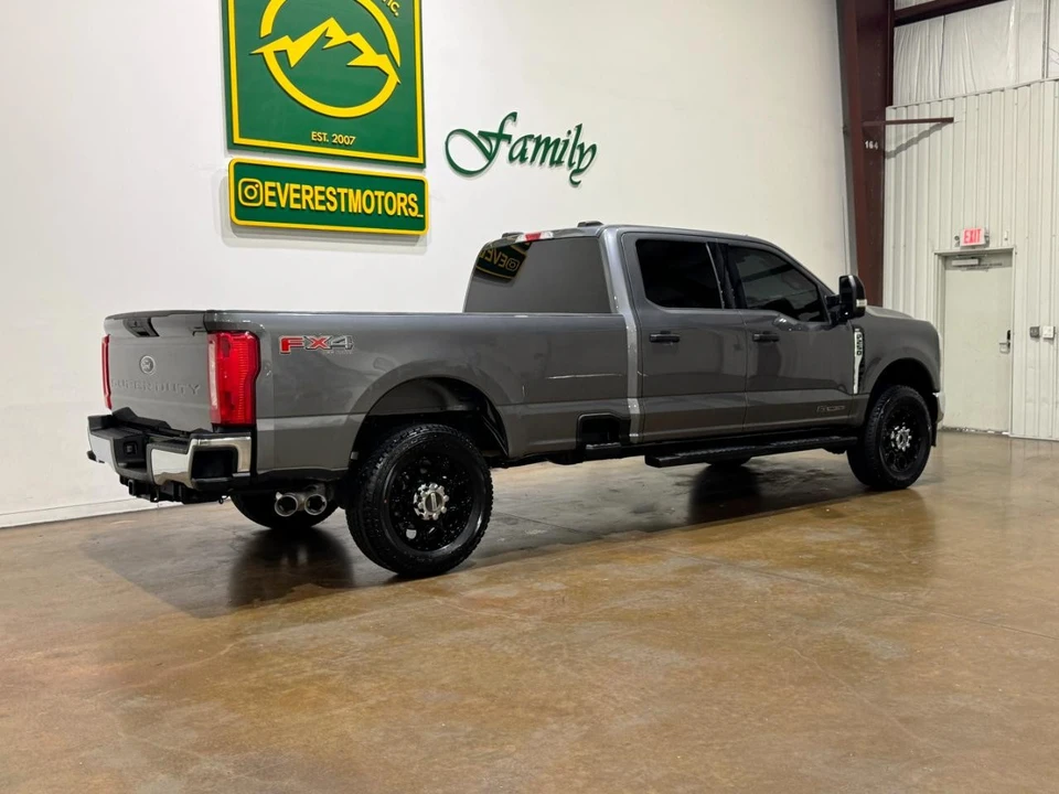 2024 Ford Super Duty 5th Gen - Image 8 of 31