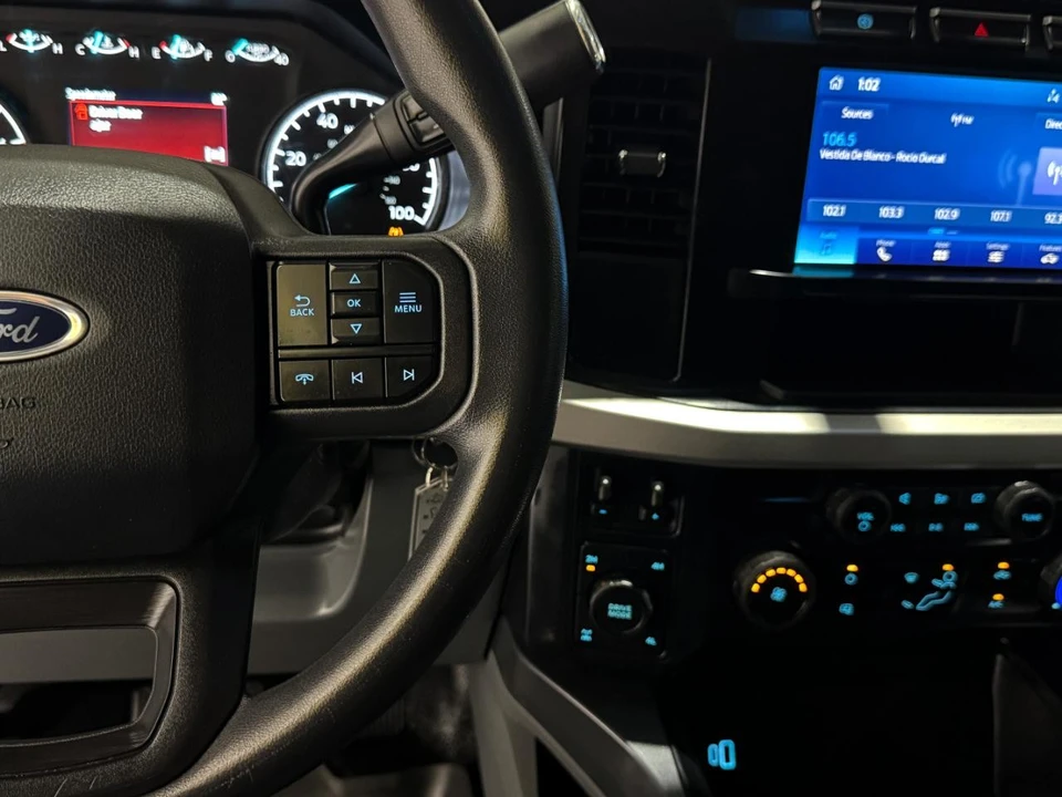 2024 Ford Super Duty 5th Gen - Image 23 of 31